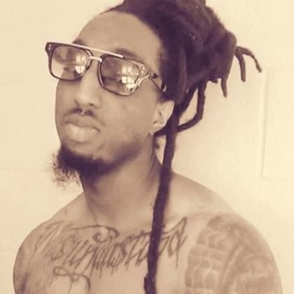 Meet your Posher, Kyle - Picture 1 of 1